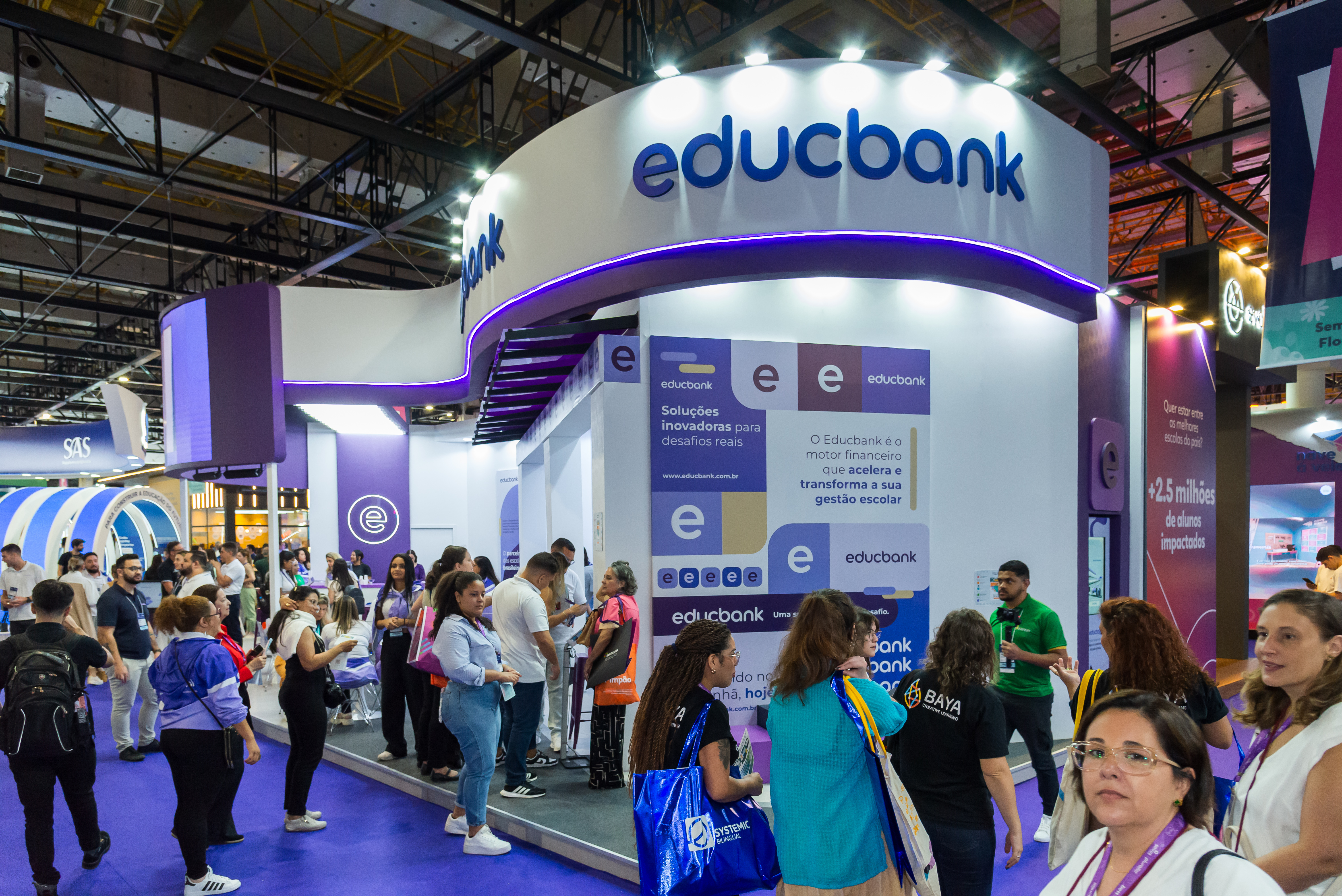 Estande Educbank na Bett Brasil